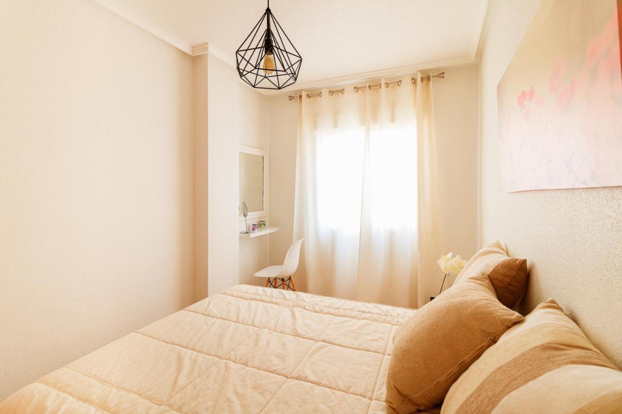 Sunny Delight Granfield A105 Apartment Торевиеха Екстериор снимка
