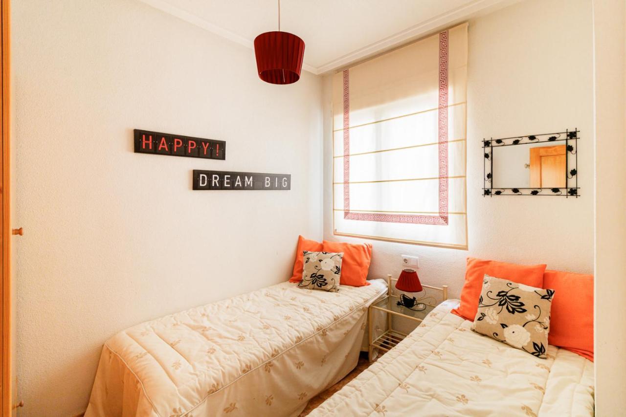 Sunny Delight Granfield A105 Apartment Торевиеха Екстериор снимка